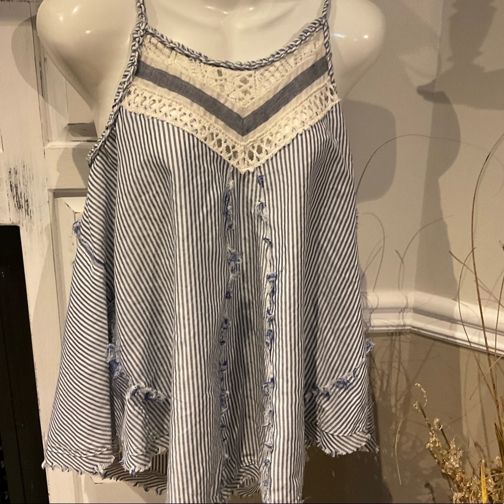 Hem & Thread Blue and White Pinstriped Boutique Adorable Tank Top Size Small